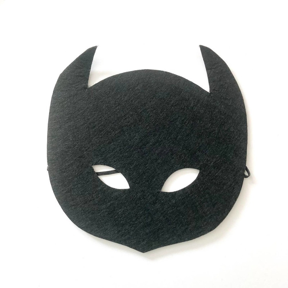 Boy's Small Batman Padded Costume - Picture 7 of 8